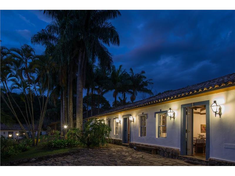 Fazenda E Hospedaria Aguas Claras Hotel Lindoia Exterior photo